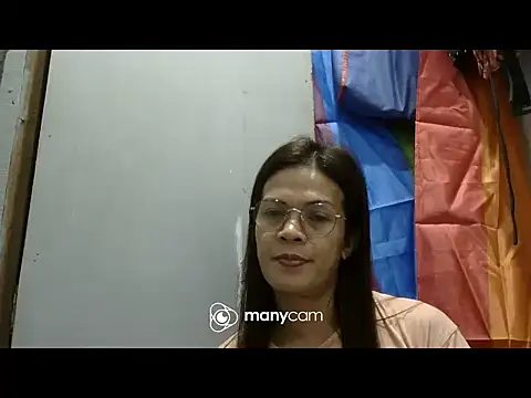 juicycum069 online show from 8, 11, 2025