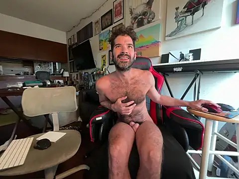 Snapshot of Pupscritch chatting on 4, 6, 2026 Pupscritch online show from 4, 6, 2026