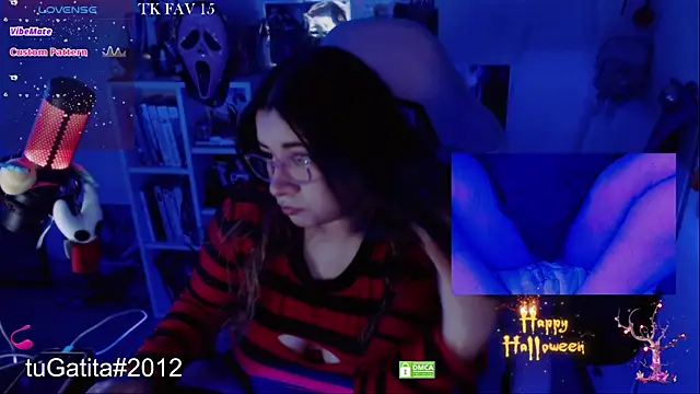 Pink girl0n online show from 2, 11, 2025