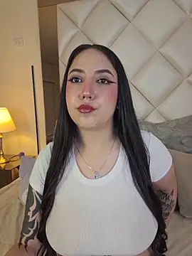 Abby Garciaa online show from 18, 10, 2025