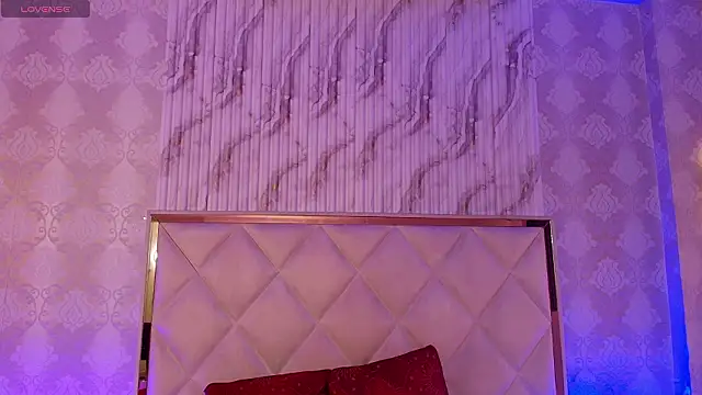 Naomy tay1 online show from 2, 2, 2026