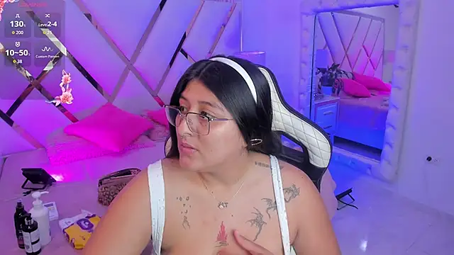 megann  up online show from 21, 3, 2026