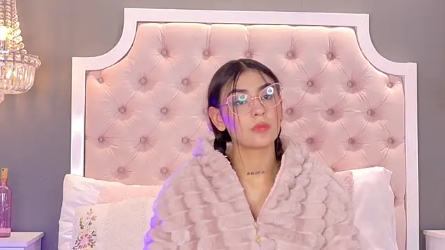 VioletBlaze online show from 10, 11, 2025