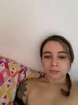 karla-thomsom10 online show from 12, 11, 2025