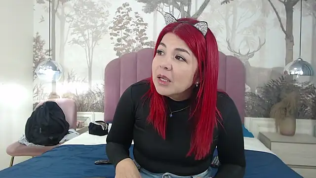 Snapshot of CorineRay chatting on 22, 10, 2025 CorineRay online show from 22, 10, 2025