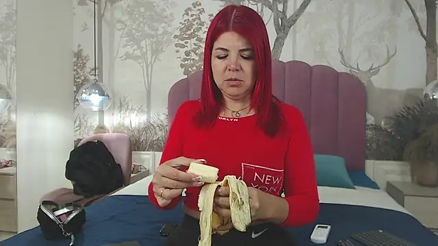 Snapshot of CorineRay chatting on 23, 10, 2025 CorineRay online show from 23, 10, 2025