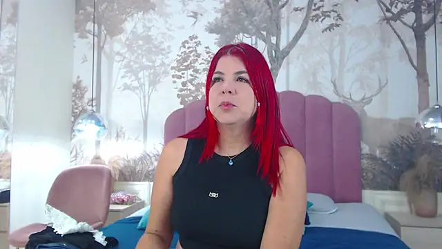 Snapshot of CorineRay chatting on 5, 11, 2025 CorineRay online show from 5, 11, 2025