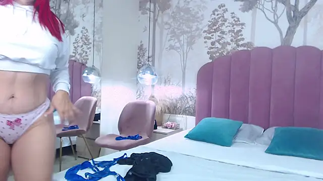 Snapshot of CorineRay chatting on 20, 11, 2025 CorineRay online show from 20, 11, 2025