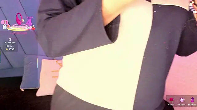 angel  red  online show from 30, 9, 2025