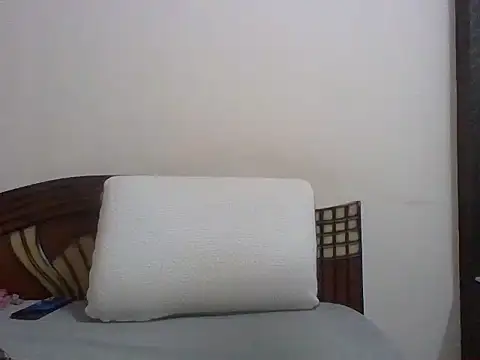 anu-anu2002 online show from 12, 2, 2026