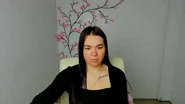 Lola Saymyname online show from 29, 3, 2026