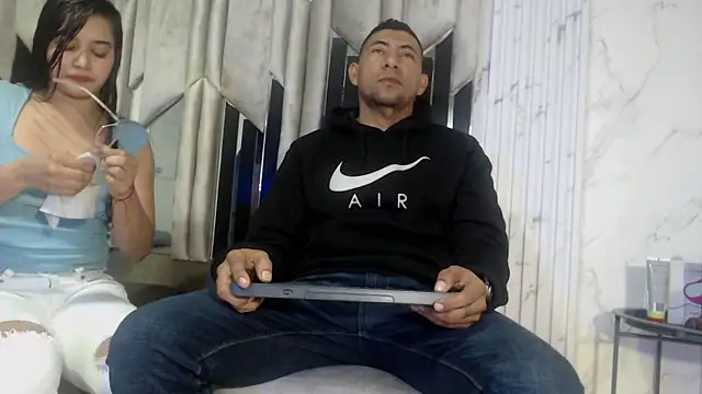 Morganandmegan online show from 18, 11, 2025