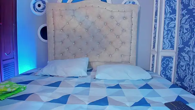 mishell lovely online show from 16, 12, 2025