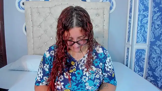 mishell lovely online show from 22, 12, 2025