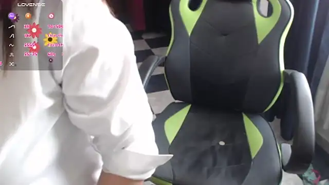 hiilarybrown online show from 3, 4, 2026