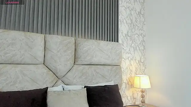 leilapons online show from 18, 10, 2025