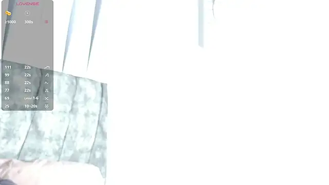 Snapshot of ValeriGallardo17 chatting on 18, 10, 2025 ValeriGallardo17 online show from 18, 10, 2025