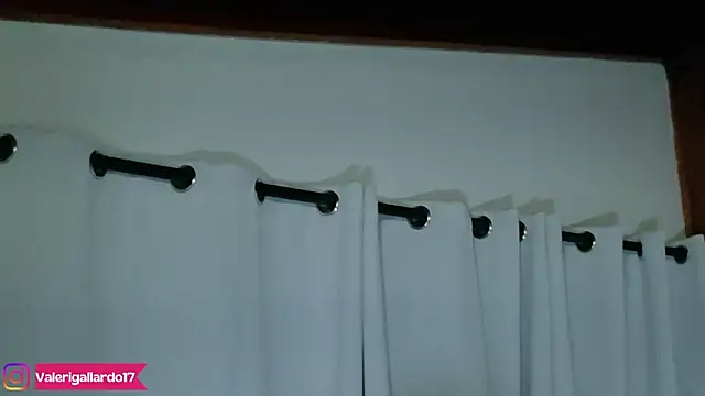 Snapshot of ValeriGallardo17 chatting on 14, 11, 2025 ValeriGallardo17 online show from 14, 11, 2025