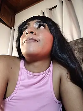 Snapshot of ValeriGallardo17 chatting on 24, 11, 2025 ValeriGallardo17 online show from 24, 11, 2025