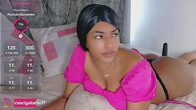 Snapshot of ValeriGallardo17 chatting on 29, 11, 2025 ValeriGallardo17 online show from 29, 11, 2025