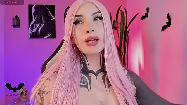 VelvetVampiree online show from 23, 4, 2026