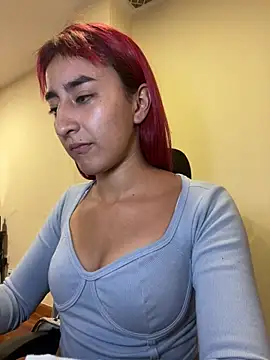 JuliethaDemon  online show from 15, 4, 2026