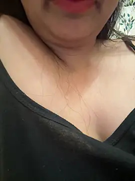 Snapshot of annanya01 chatting on 2, 5, 2026 annanya01 online show from 2, 5, 2026