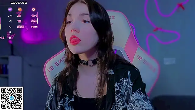 Sophie SkyAngel online show from 4, 4, 2026