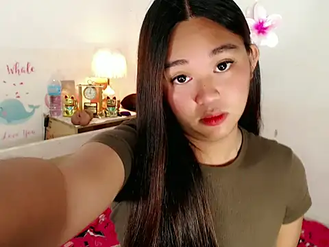 Malia cummer online show from 2, 12, 2025