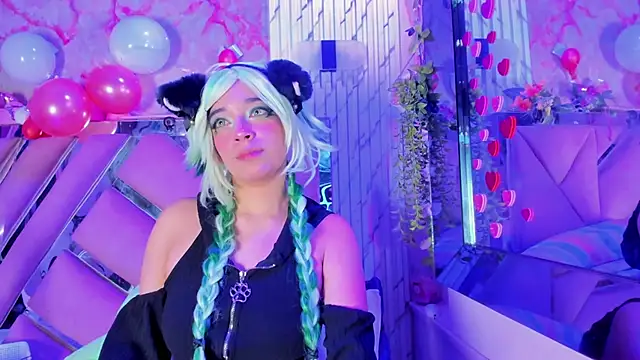 Akane Hikari  online show from 24, 2, 2026