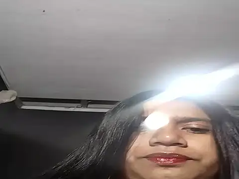 Valentina Ximena online show from 8, 11, 2025