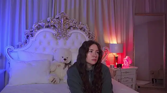 Snapshot of MeganStrain chatting on 11, 2, 2026 MeganStrain online show from 11, 2, 2026