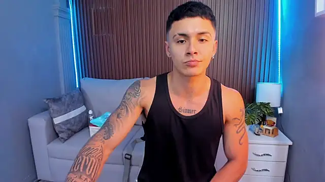 Snapshot of Leo_santoro chatting on 26, 9, 2025 Leo santoro online show from 26, 9, 2025