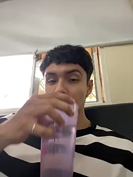 Leo santoro online show from 5, 3, 2026