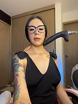 ValentinaBianchi online show from 2, 11, 2025