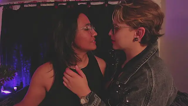 Snapshot of CrazyCakes_ chatting on 12, 9, 2025 CrazyCakes  online show from 12, 9, 2025