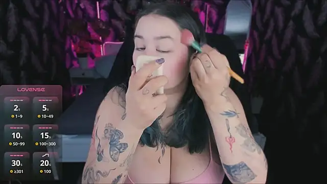 Snapshot of Mira_Fyre chatting on 21, 9, 2025 Mira Fyre online show from 21, 9, 2025