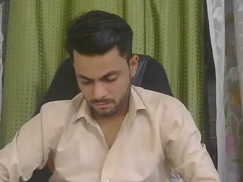 Snapshot of ursdreamperson chatting on 23, 7, 2026 ursdreamperson online show from 23, 7, 2026
