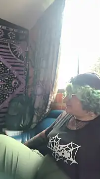 XxGreenGoodxX online show from 14, 5, 2026