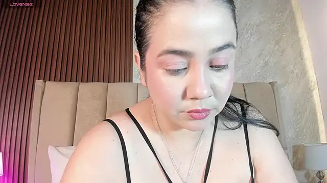 Snapshot of _Cris_Spicy_ chatting on 15, 5, 2026 Cris Spicy online show from 15, 5, 2026