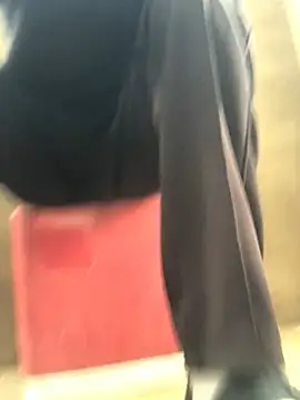 cuminsidebby online show from 13, 4, 2026