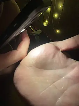 Snapshot of FitNhot_sam chatting on 27, 10, 2025 FitNhot sam online show from 27, 10, 2025