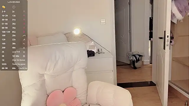 MM-feifei online show from 5, 11, 2025