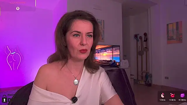 Witch in Silk online show from 5, 11, 2025