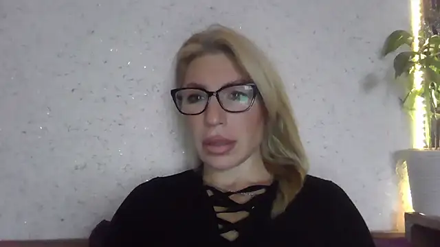 fox red lady7 online show from 6, 11, 2025