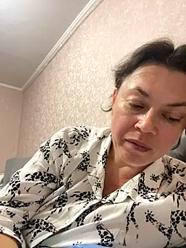 Kiravix online show from 10, 10, 2025