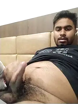Snapshot of Rohit4500 chatting on 3, 5, 2026 Rohit4500 online show from 3, 5, 2026