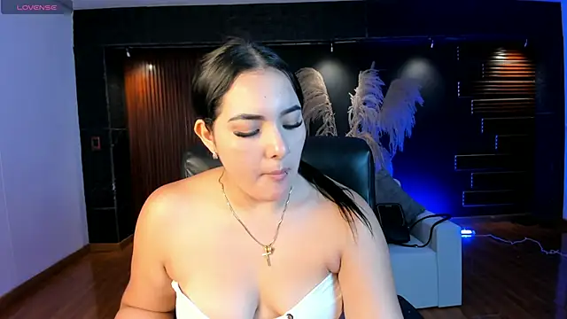 sofiacaramel online show from 14, 12, 2025