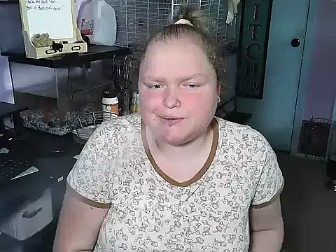 KadiSparkle online show from 16, 9, 2025