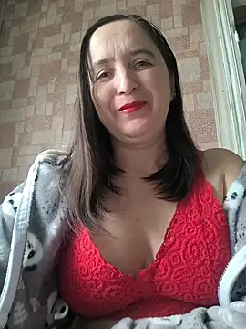 Snapshot of EvelinCutex chatting on 15, 12, 2025 EvelinCutex online show from 15, 12, 2025